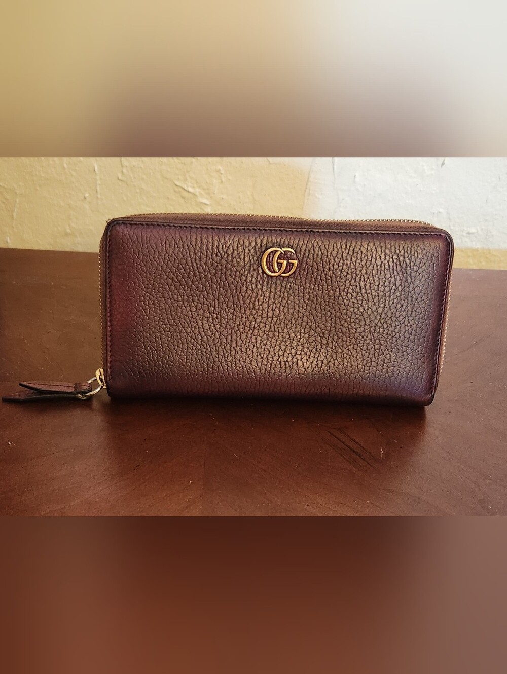 Gucci Marmonr Interlocking GG Brown Leather Zippered Wallet